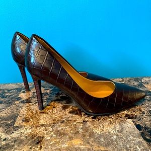 Nine West Etta high heels. Never been worn!